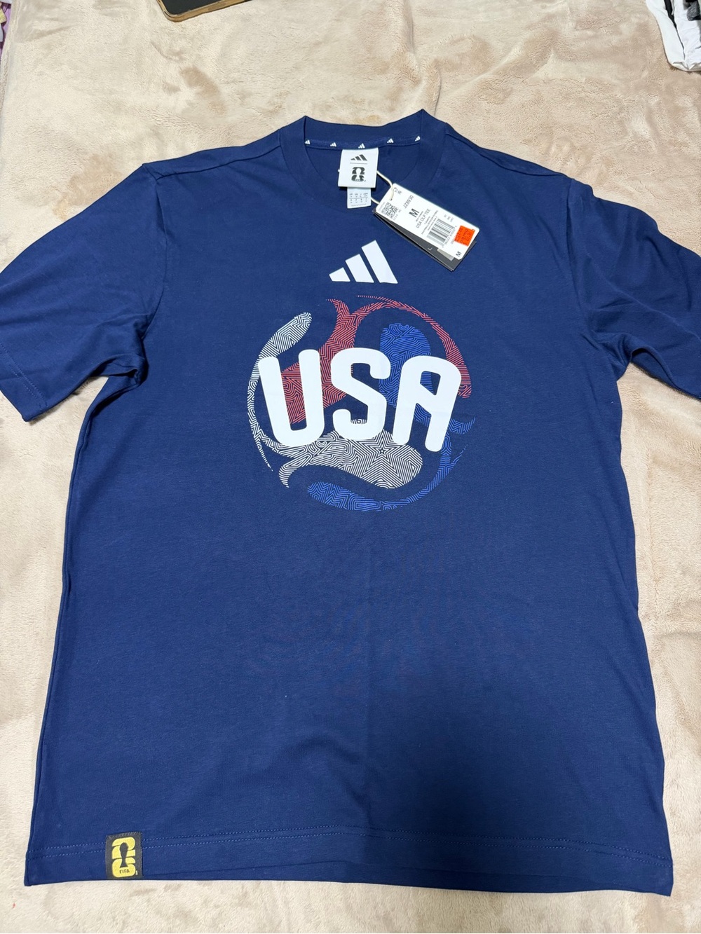 Adidas Men’s FIFA world cup Navy USA Graphic Tee size medium new